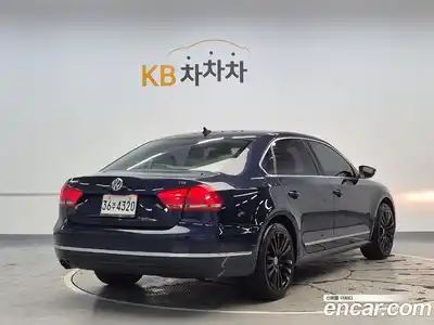 Volkswagen Passat 2013 2.0 Автомат в Москве № 534494, миниатюра 3