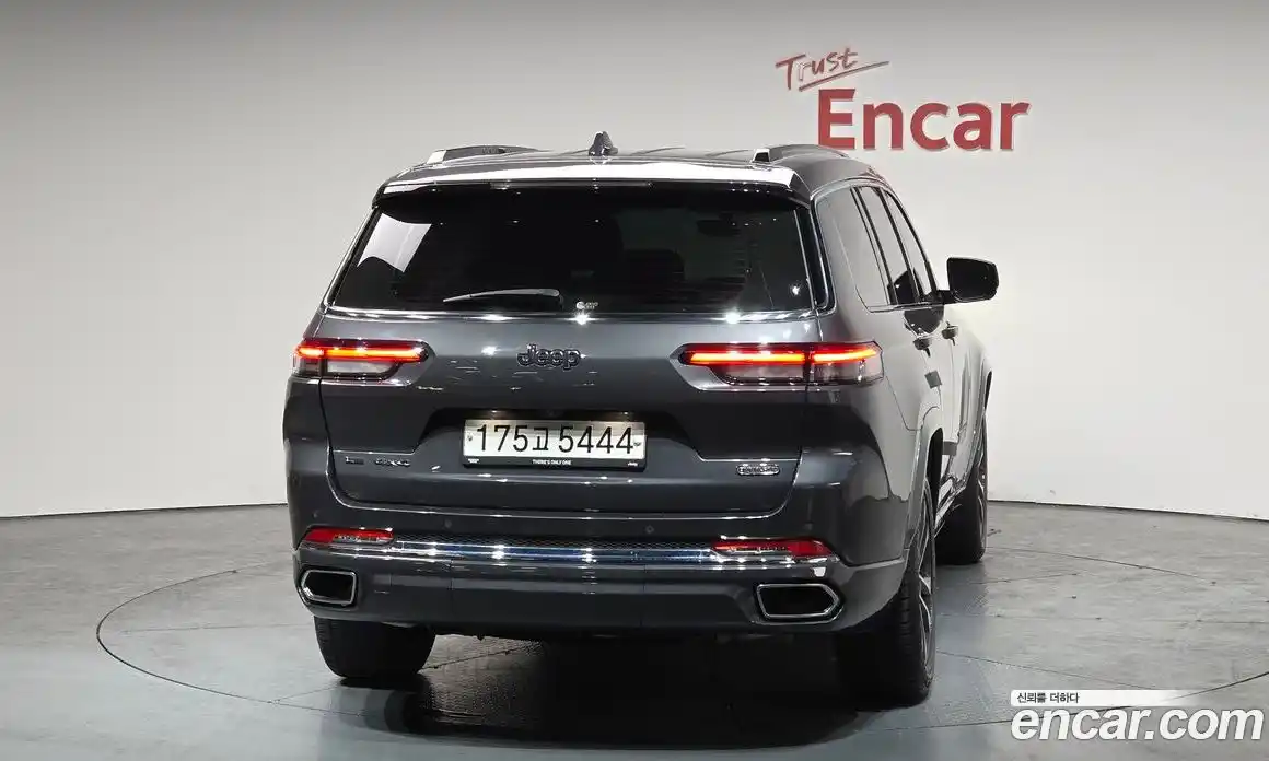 Jeep Cherokee 2022 3.6 Автомат в Москве № 534786, фото 3