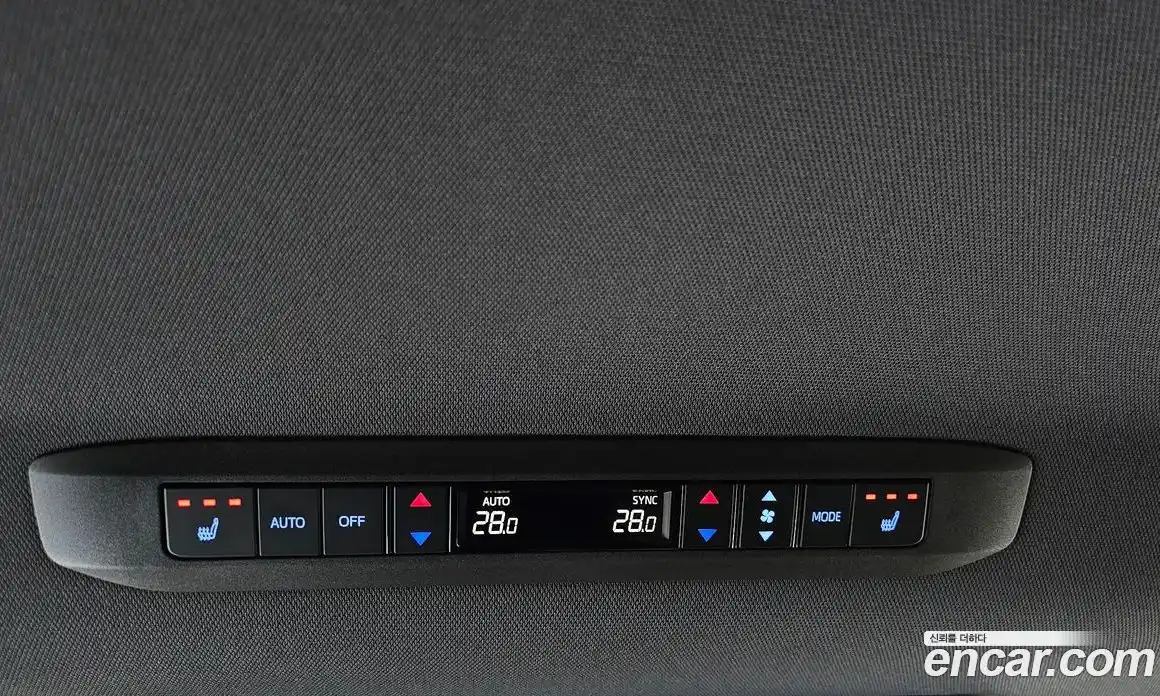 Toyota Sienna 2023 2.5 Автомат в Москве № 535440, фото 17