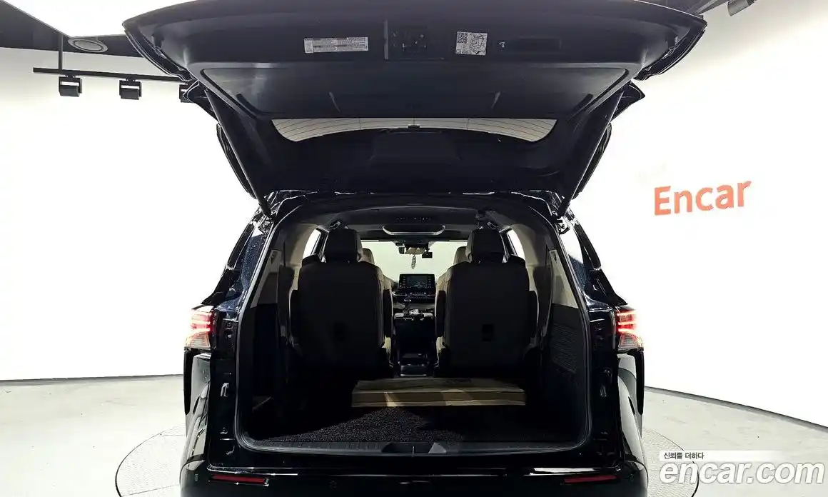 Toyota Sienna 2023 2.5 Автомат в Москве № 535440, фото 19