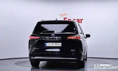 Toyota Sienna 2023 2.5 Автомат в Москве № 535440, миниатюра 3