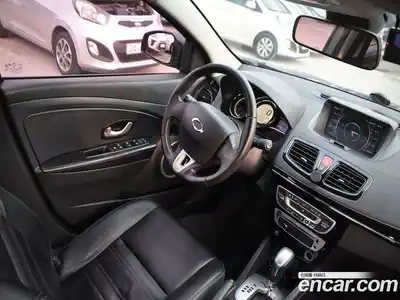 Renault SM3 2016 1.6 Автомат в Москве № 536323, миниатюра 8