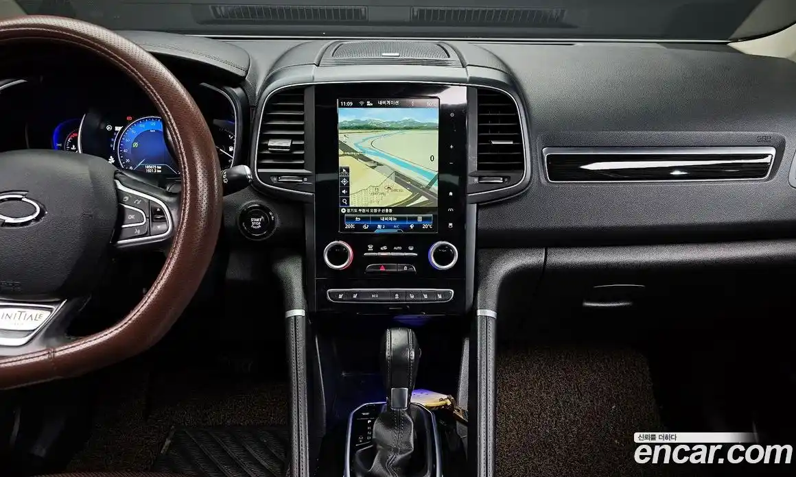 Renault QM6 2017 2.0 Автомат в Москве № 536513, фото 14