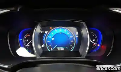 Renault QM6 2017 2.0 Автомат в Москве № 536513, миниатюра 8