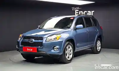Toyota RAV4, 2010