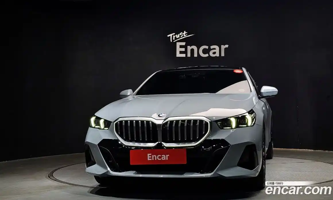 BMW 5-Series 2024 2.0 Автомат в Москве № 537757, фото 3