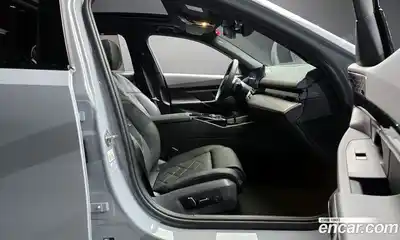 BMW 5-Series 2024 2.0 Автомат в Москве № 537757, миниатюра 10