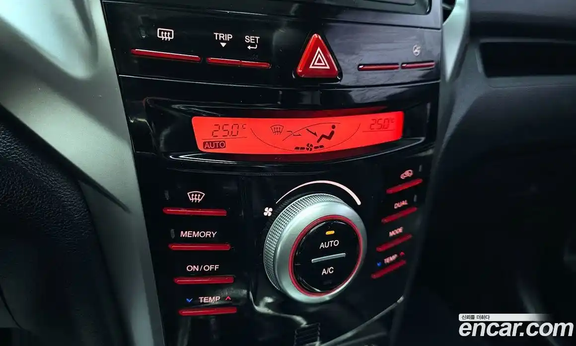 SsangYong TIBOLI 2015 1.6 Автомат в Москве № 539371, фото 15