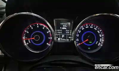 SsangYong TIBOLI 2015 1.6 Автомат в Москве № 539371, миниатюра 8