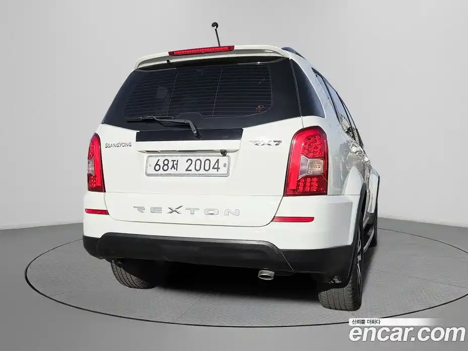 SsangYong Rexton 2013 2.0 Автомат в Москве № 539396, фото 4