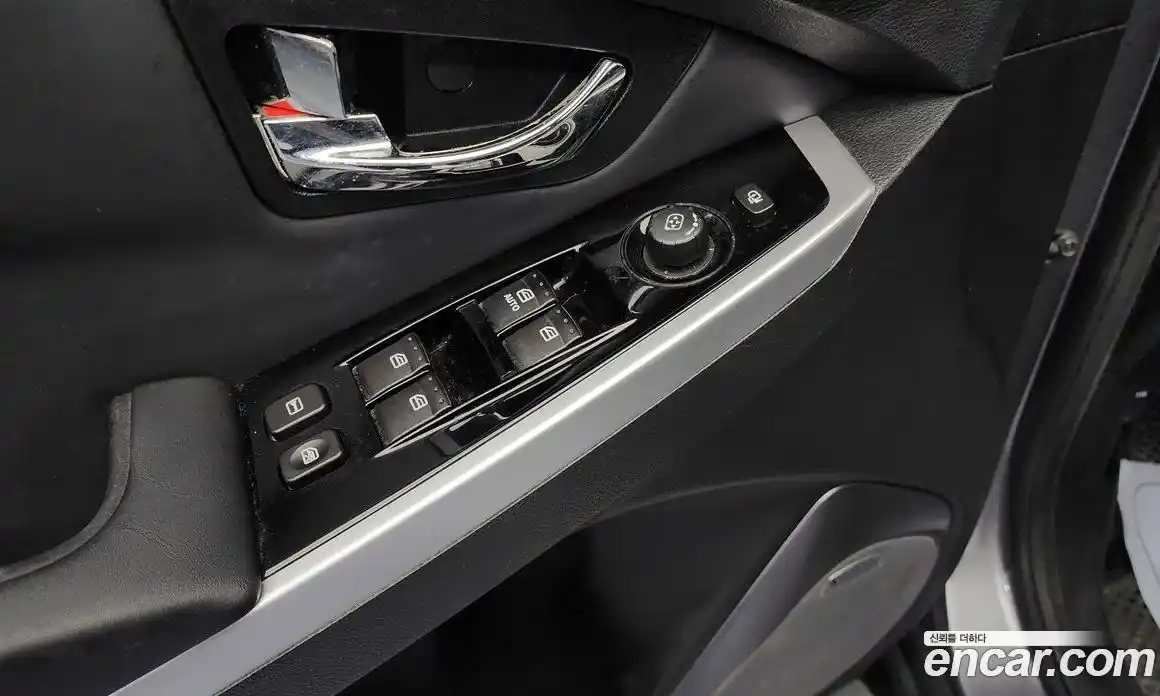 SsangYong Korando 2014 2.0 Автомат в Москве № 539472, фото 12