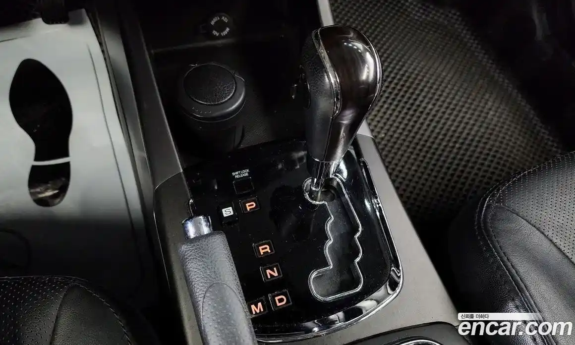 SsangYong Korando 2014 2.0 Автомат в Москве № 539472, фото 9