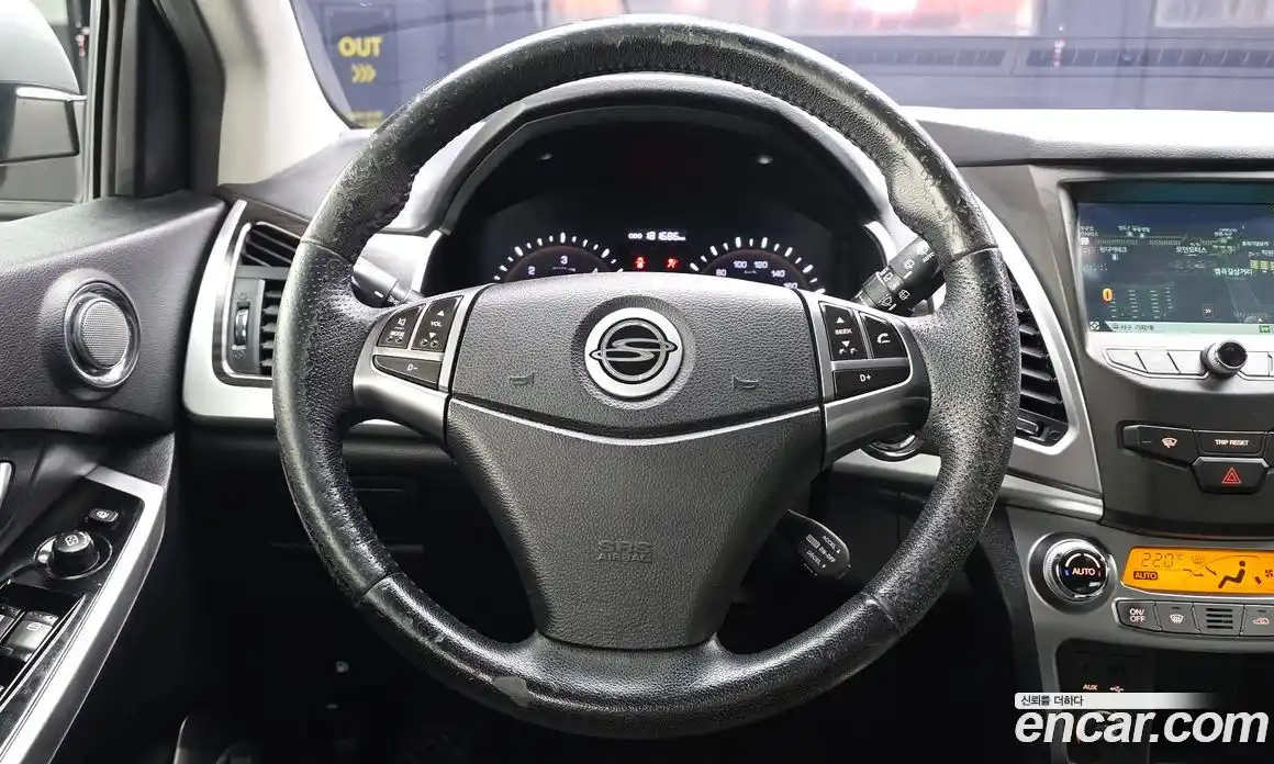 SsangYong Korando 2014 2.0 Автомат в Москве № 539584, фото 13