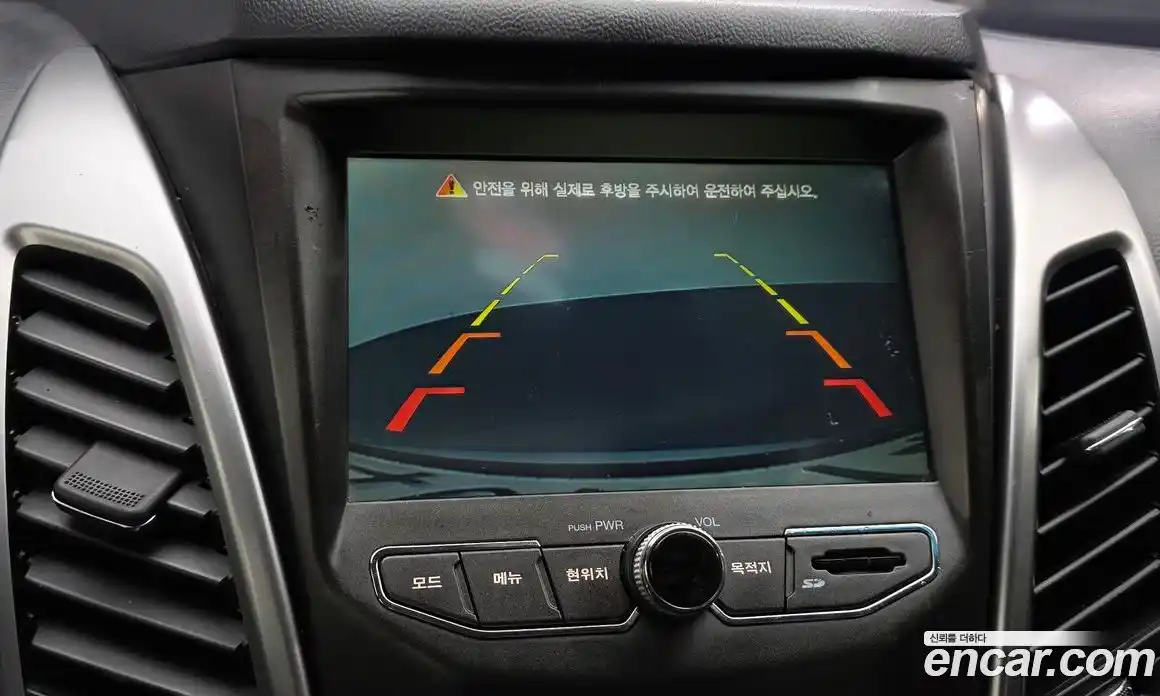 SsangYong Korando 2014 2.0 Автомат в Москве № 539584, фото 15