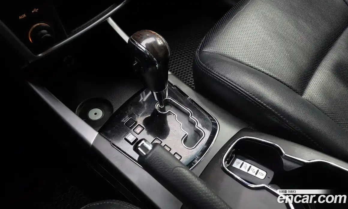 SsangYong Korando 2014 2.0 Автомат в Москве № 539584, фото 9