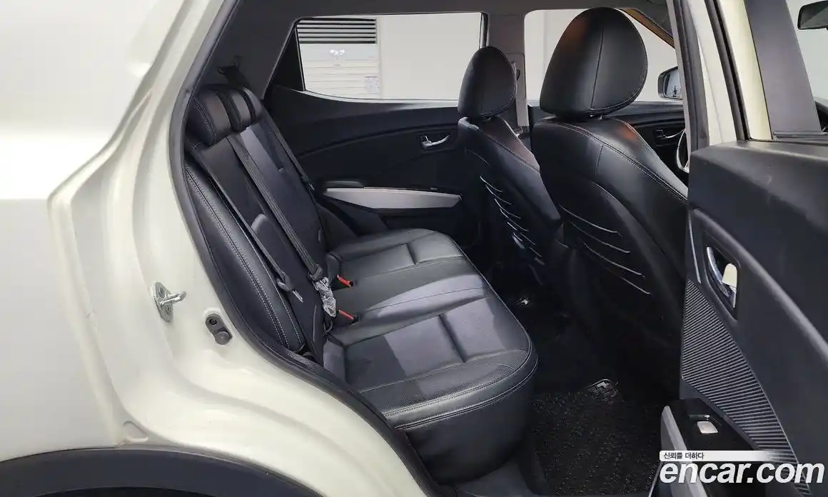 SsangYong TIBOLI 2015 1.6 Автомат в Москве № 539642, фото 12