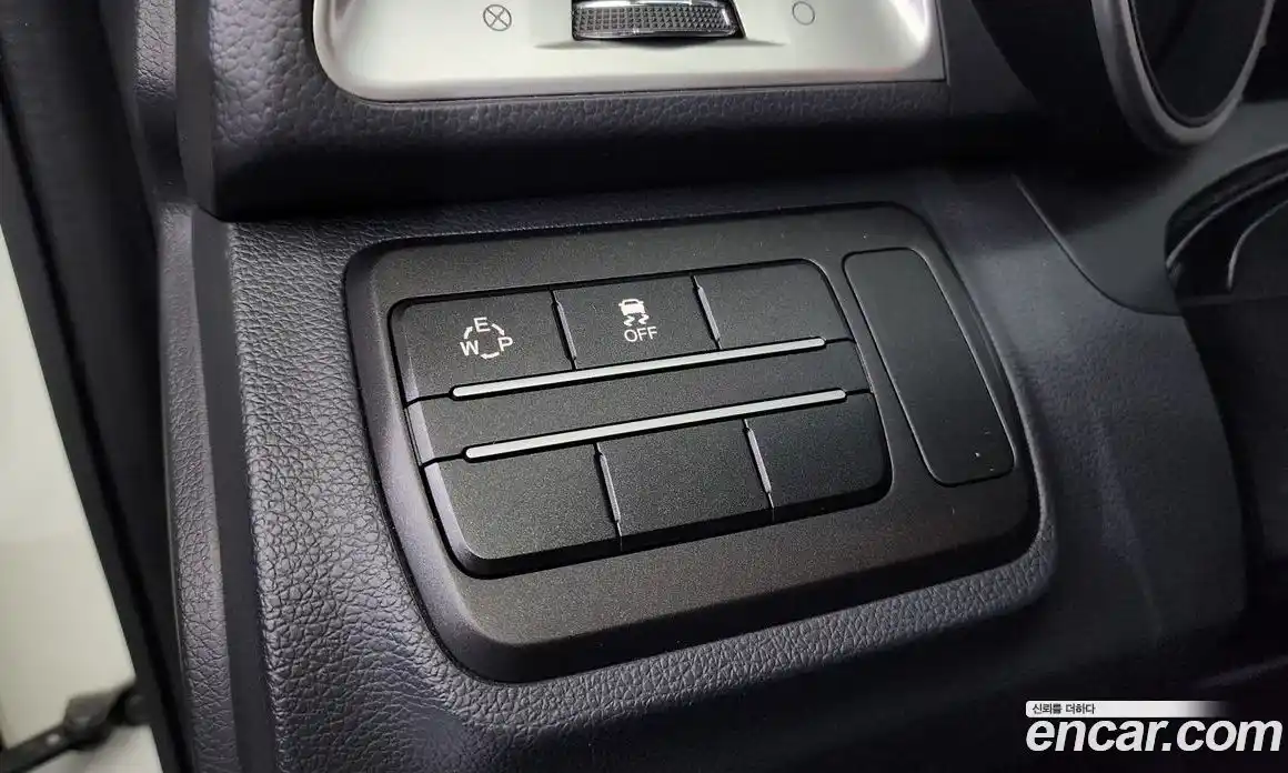 SsangYong TIBOLI 2015 1.6 Автомат в Москве № 539642, фото 15