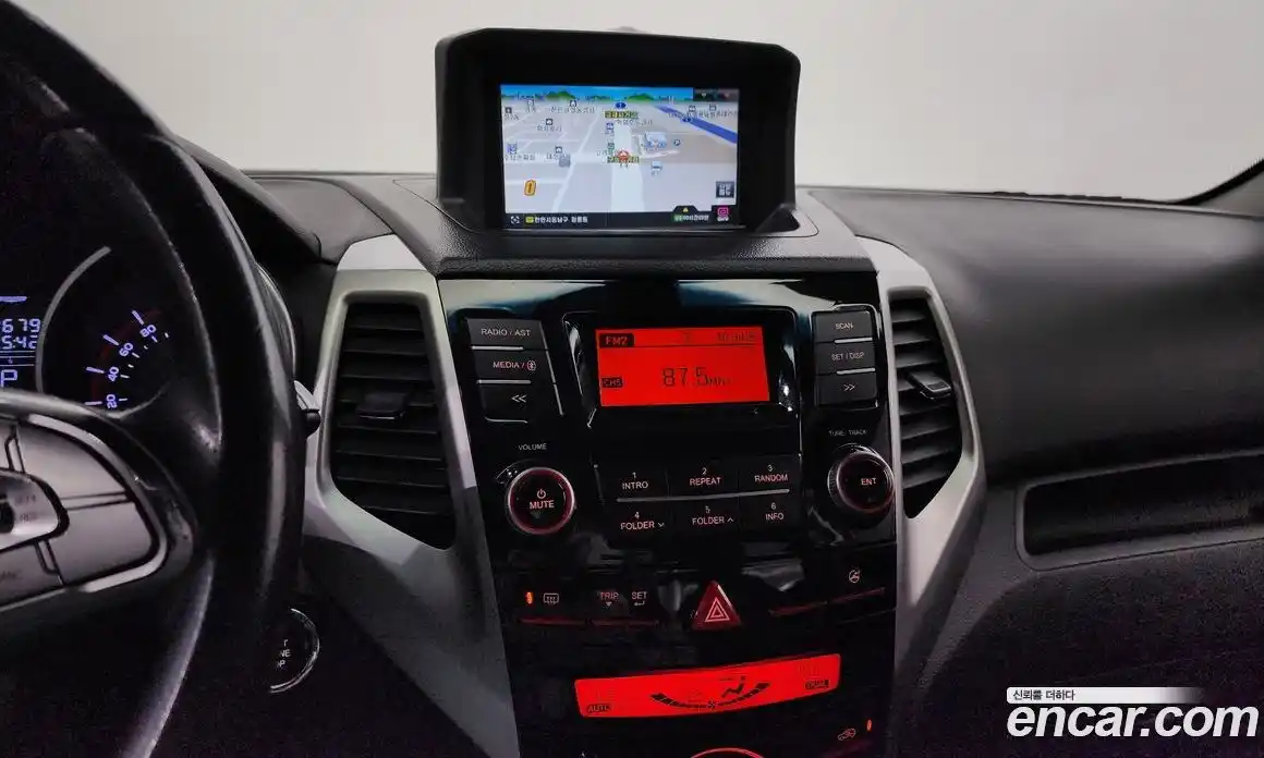 SsangYong TIBOLI 2015 1.6 Автомат в Москве № 539642, фото 17