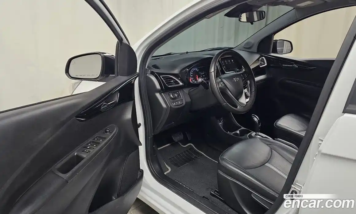 Chevrolet Spark 2021 1.0 Автомат в Москве № 539893, фото 10