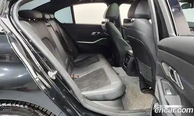 BMW 3-Series 2021 2.0 Автомат в Москве № 540656, миниатюра 12