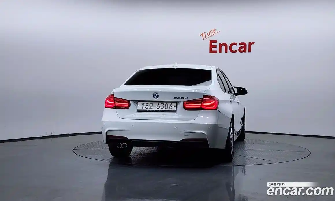 BMW 3-Series 2018 2.0 Автомат в Москве № 540837, фото 4