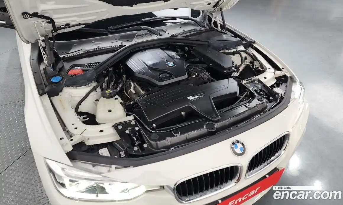 BMW 3-Series 2018 2.0 Автомат в Москве № 540837, фото 6