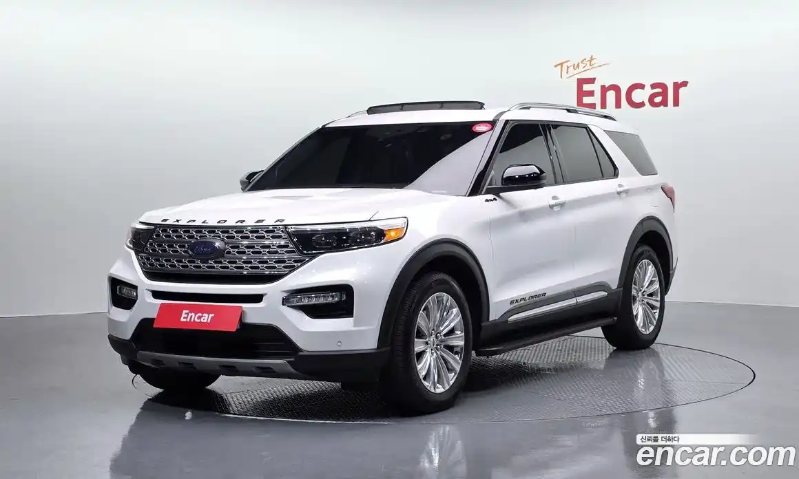 Ford Explorer 2023 2.3 Автомат в Москве № 541088, фото 1