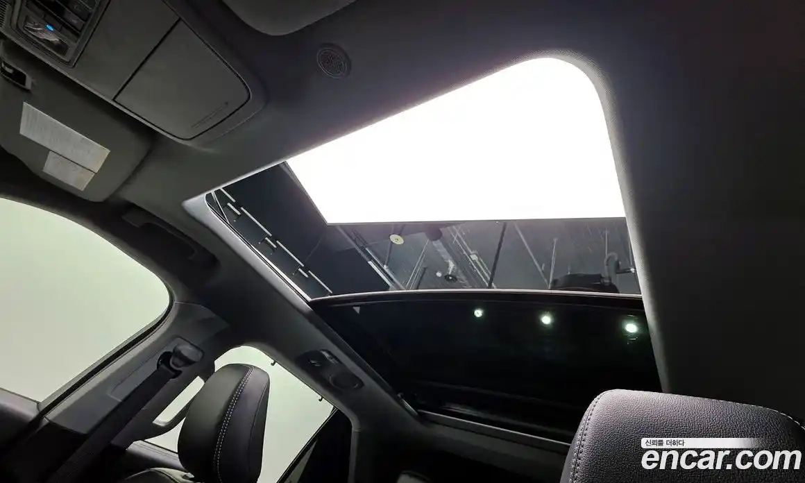 Ford Explorer 2023 2.3 Автомат в Москве № 541088, фото 19