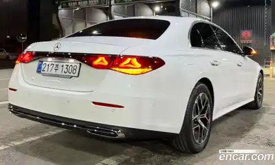 Mercedes-Benz E-Class 2026 2.0 Автомат в Москве № 541165, миниатюра 2