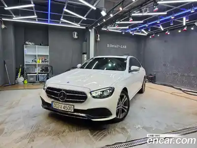 Mercedes-Benz E-Class, 2022