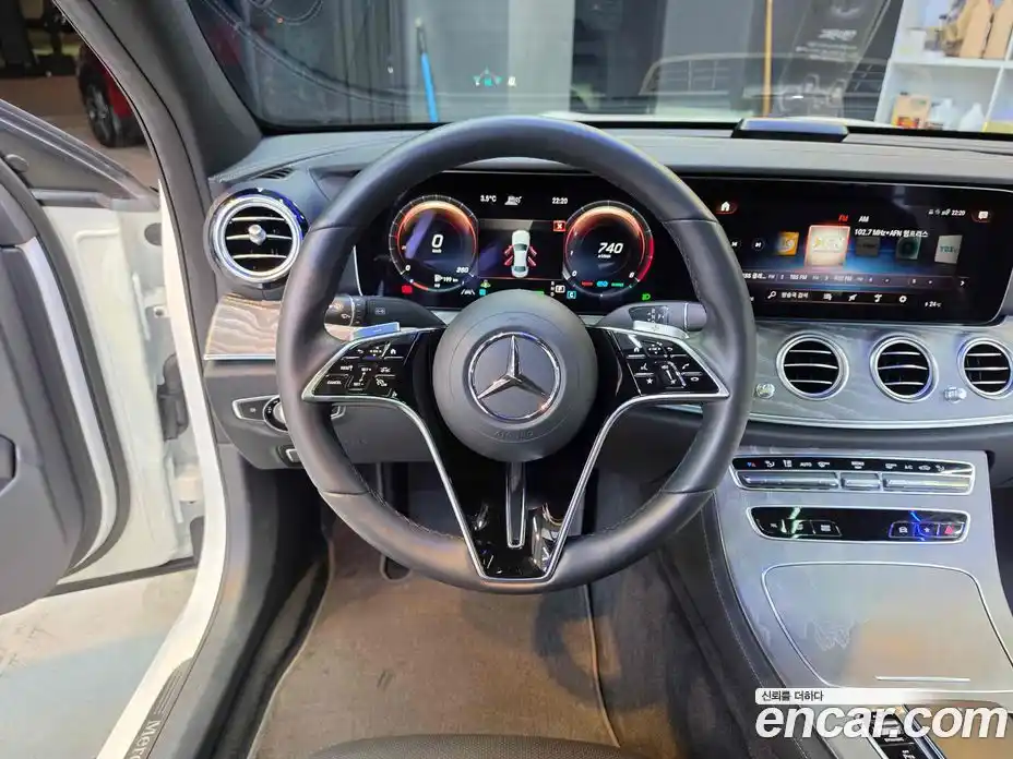 Mercedes-Benz E-Class 2022 2.0 Автомат в Москве № 541738, фото 9