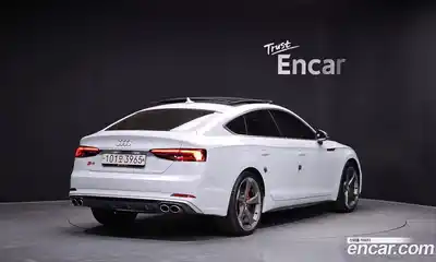 Audi A5 2019 2.0 Автомат в Москве № 544504, миниатюра 2