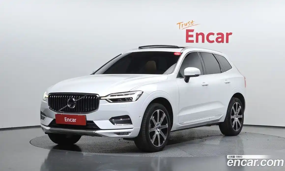 Volvo XC60 2019 2.0 Автомат в Москве № 545185, фото 1