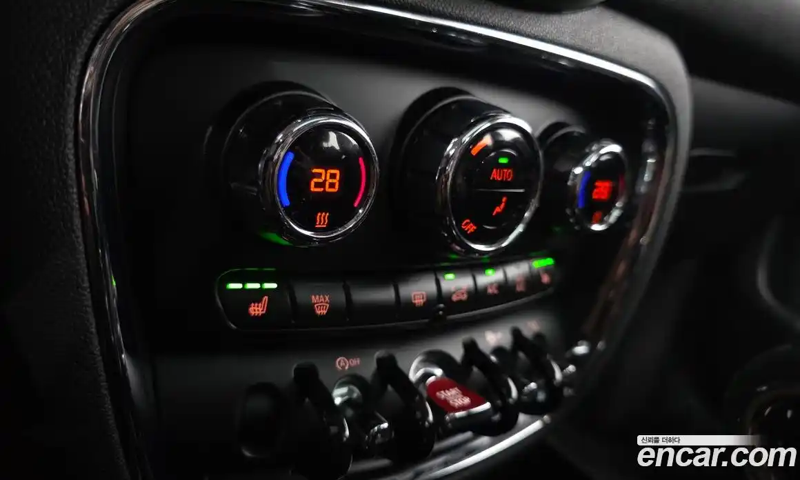 Mini Clubman 2016 1.5 Автомат в Москве № 546608, фото 17