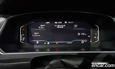 Volkswagen Tiguan 2023 2.0 Автомат в Москве № 547245, миниатюра 8