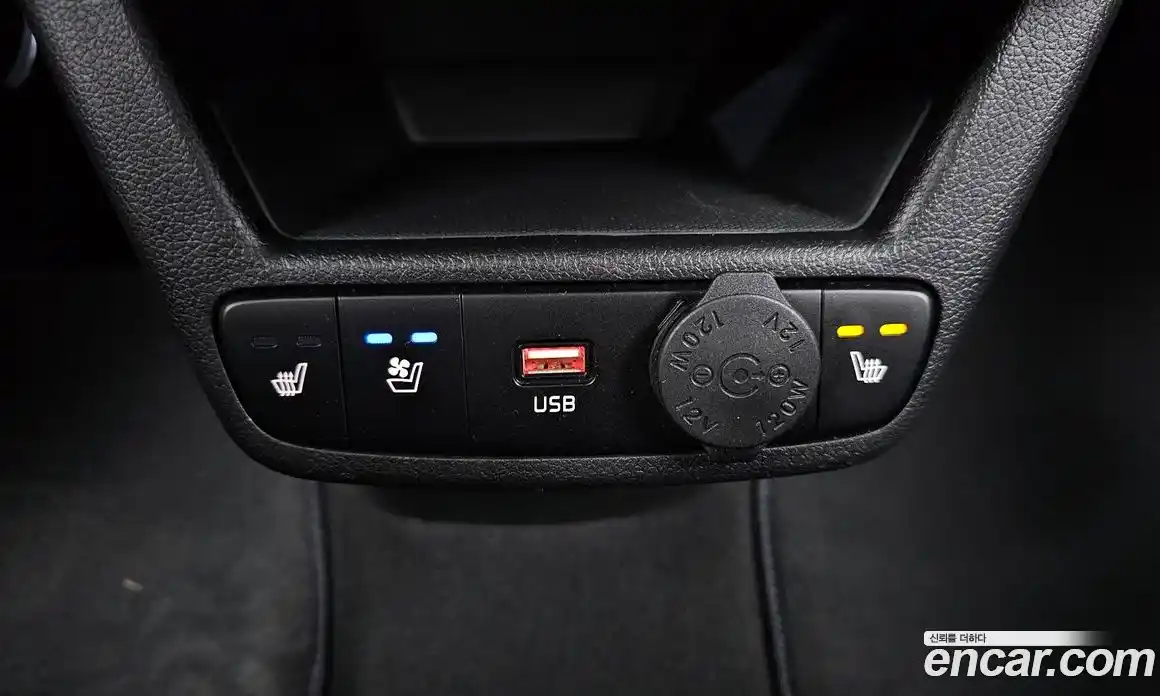 Kia Ray 2023 1.0 Автомат в Москве № 55022, фото 14