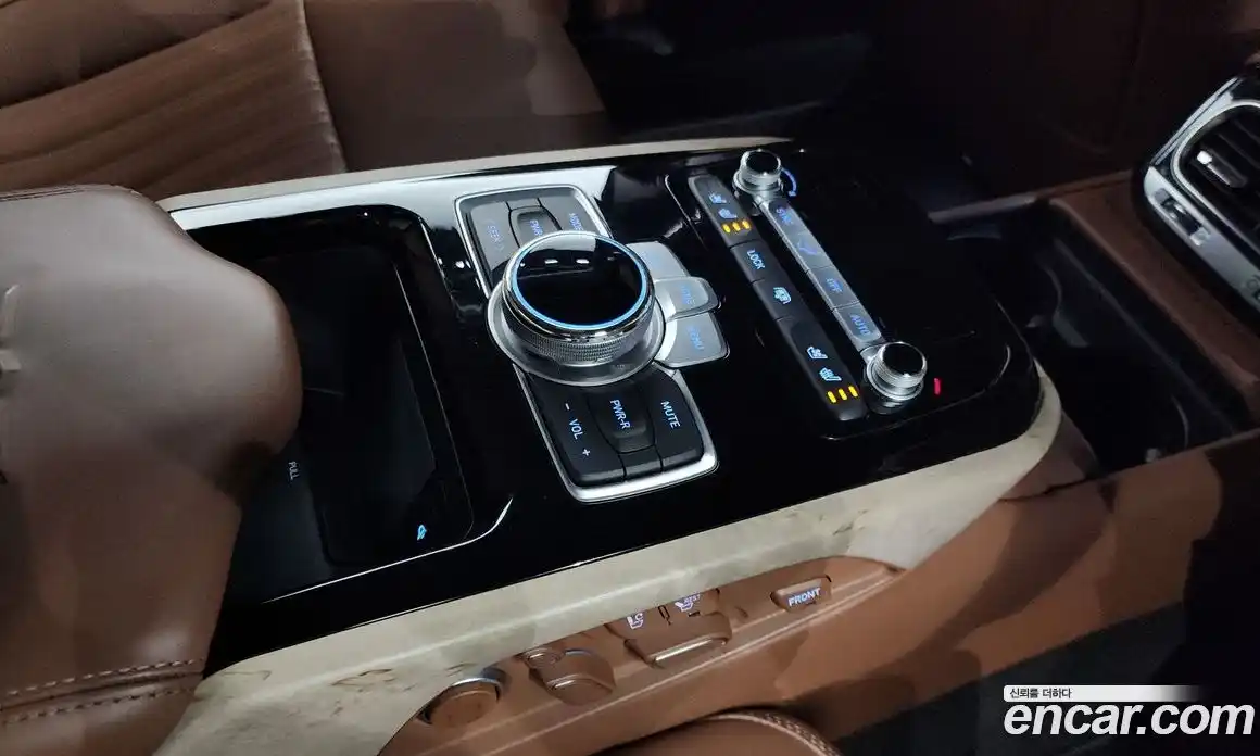 Genesis G90 2019 5.0 Автомат в Москве № 56744, фото 12