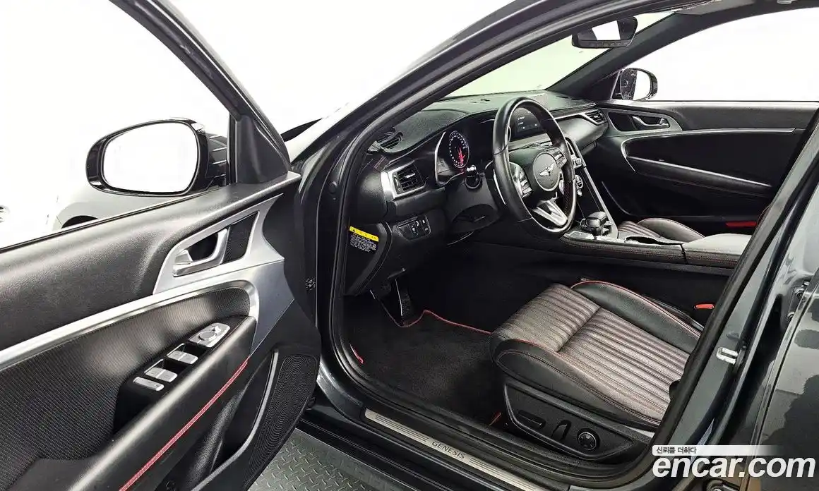 Genesis G70 2018 2.0 Автомат в Москве № 57079, фото 13