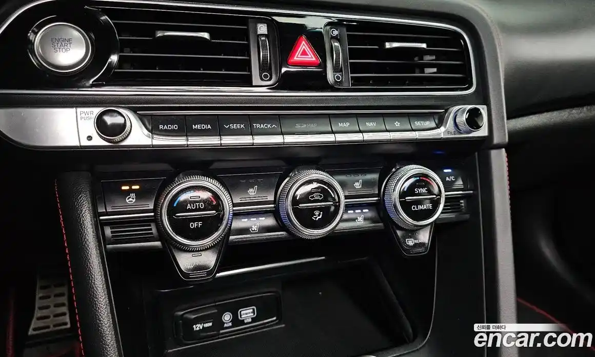 Genesis G70 2018 2.0 Автомат в Москве № 57079, фото 14