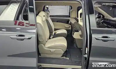 Kia Canival 2025 2.2 Автомат в Москве № 59914, миниатюра 12