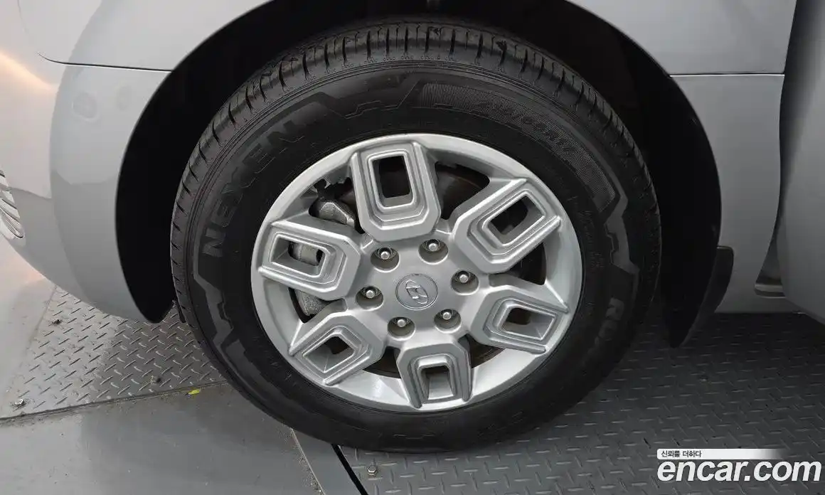 Hyundai Staria 2022 3.5 Автомат в Москве № 7856, фото 16