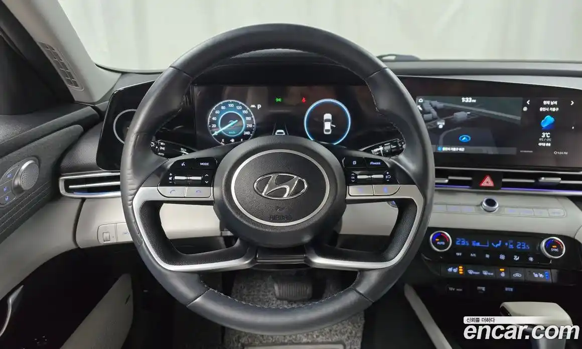 Hyundai Avante 2023 1.6 Автомат в Москве № 8628, фото 13