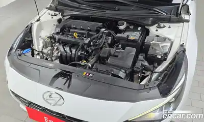 Hyundai Avante 2023 1.6 Автомат в Москве № 8628, миниатюра 6