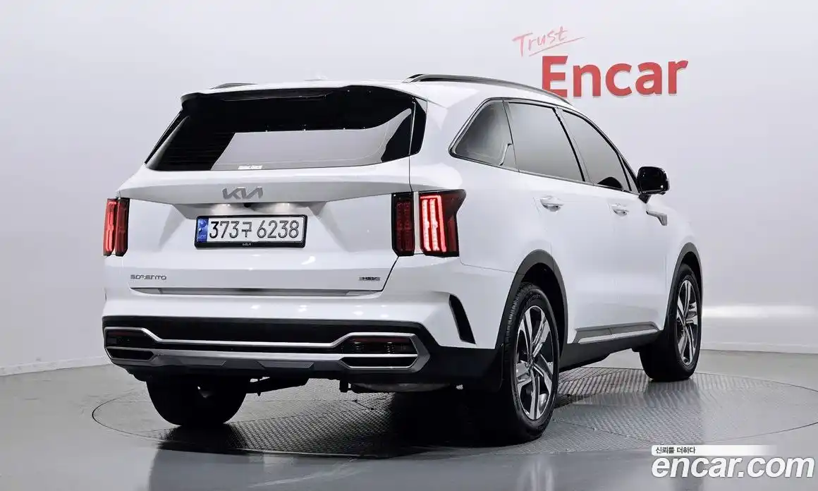 Kia Sorento 2023 1.6 Автомат в Москве № 96847, фото 14