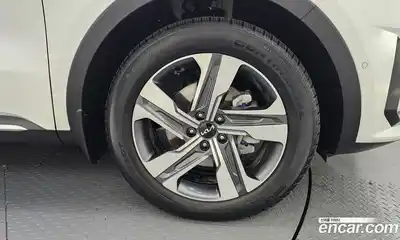 Kia Sorento 2023 1.6 Автомат в Москве № 96847, миниатюра 9