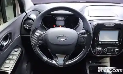 Renault QM3 2015 1.5 Автомат в Москве № 106765, миниатюра 11