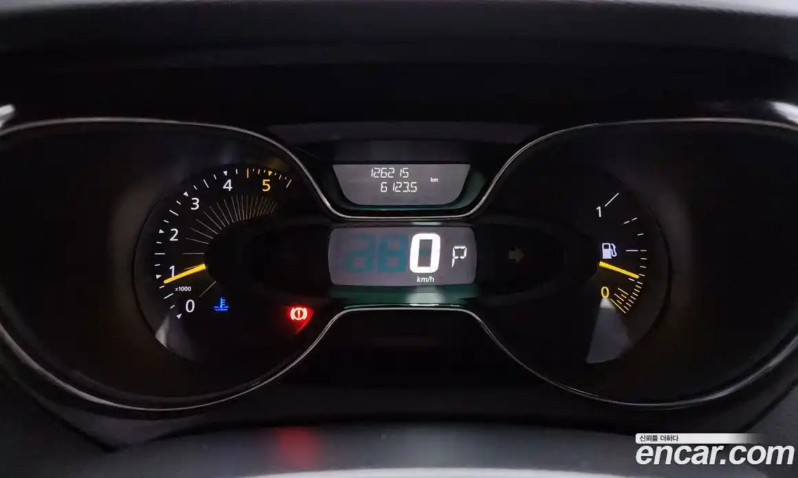 Renault QM3 2015 1.5 Автомат в Москве № 106765, фото 19