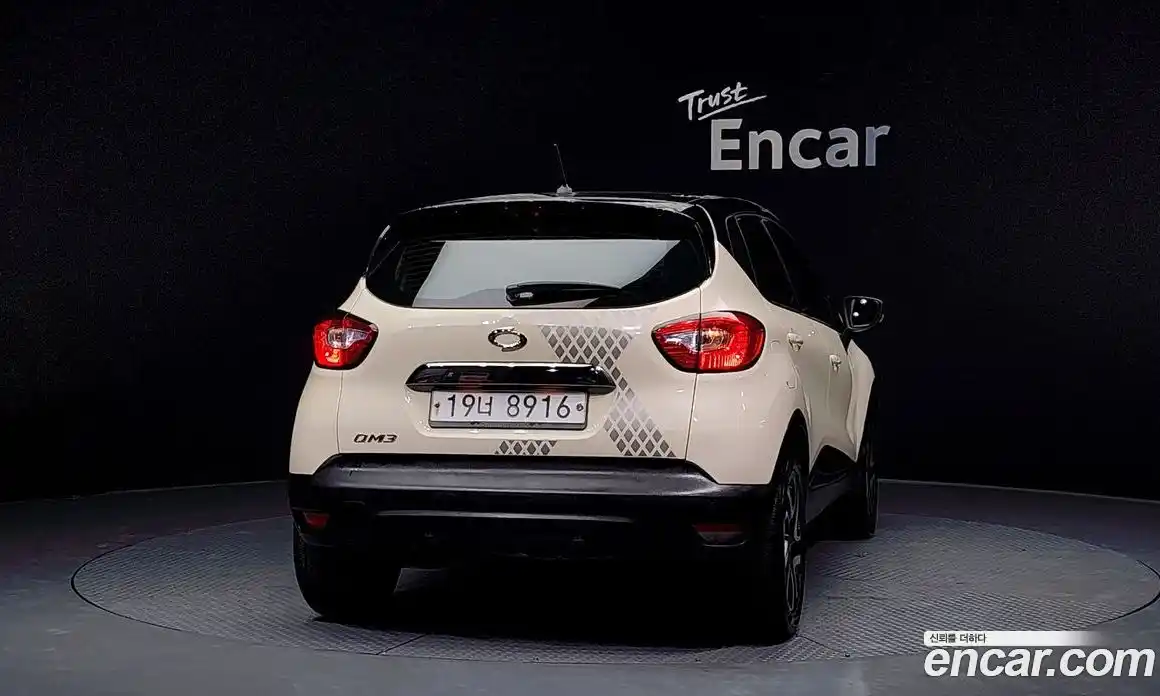 Renault QM3 2015 1.5 Автомат в Москве № 106765, фото 20