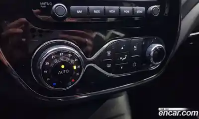 Renault QM3 2015 1.5 Автомат в Москве № 106765, миниатюра 5