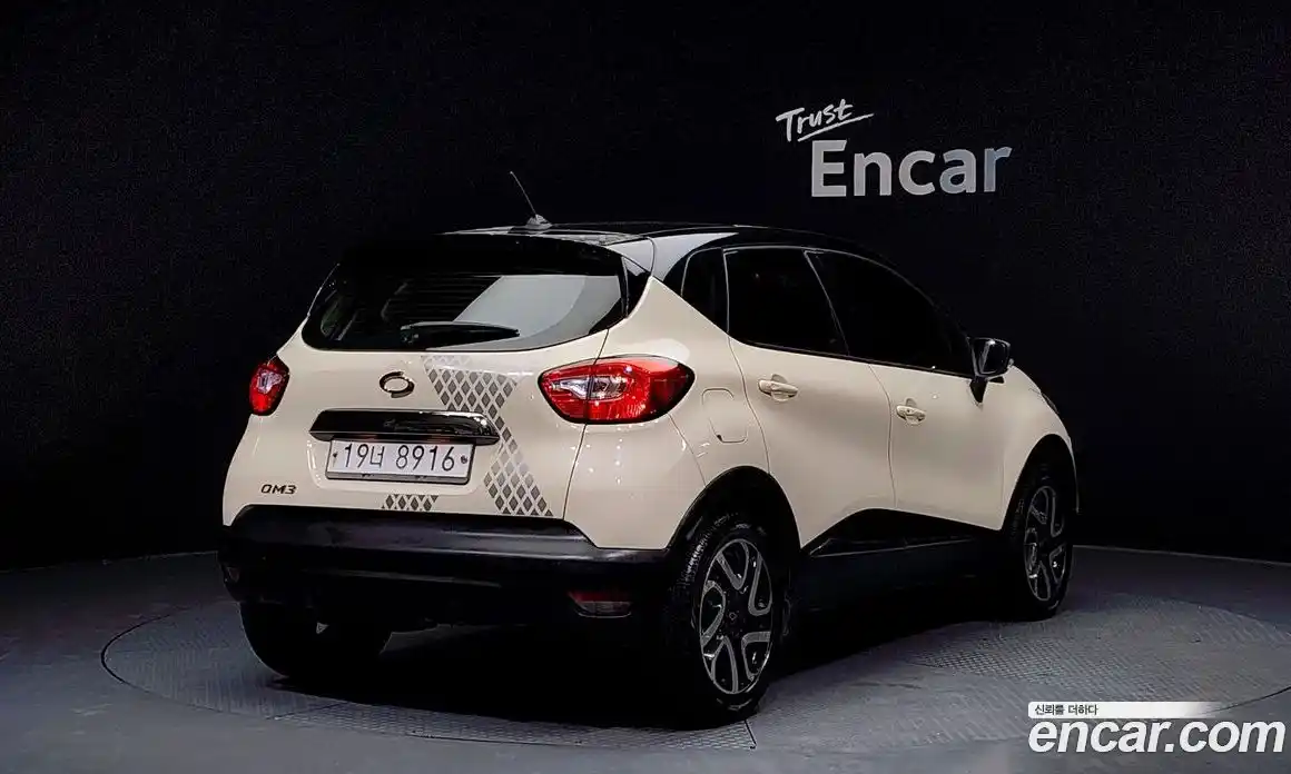 Renault QM3 2015 1.5 Автомат в Москве № 106765, фото 7